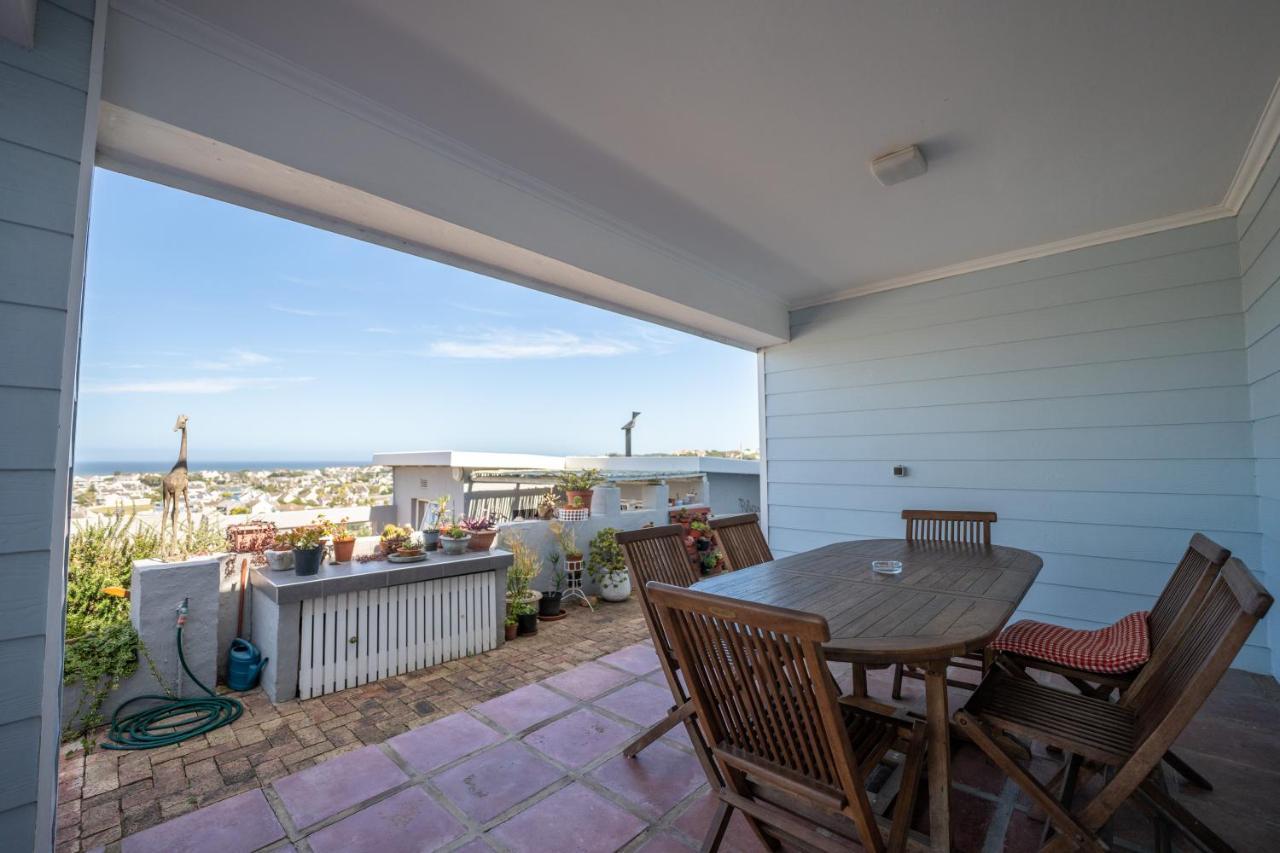 The Lookout Guest House Port Alfred Exterior photo